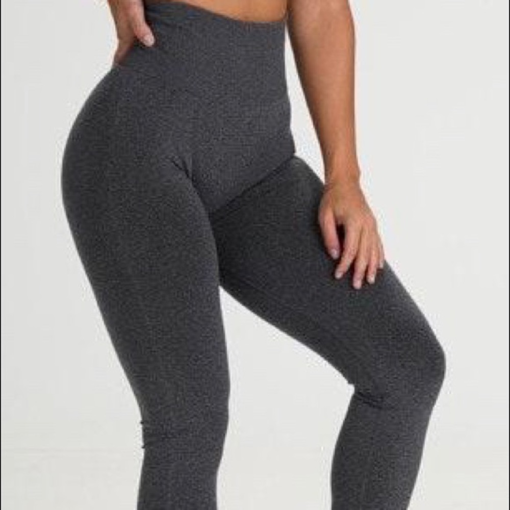 NVGTN Leggings